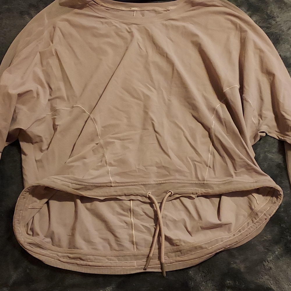 Athletic shirt